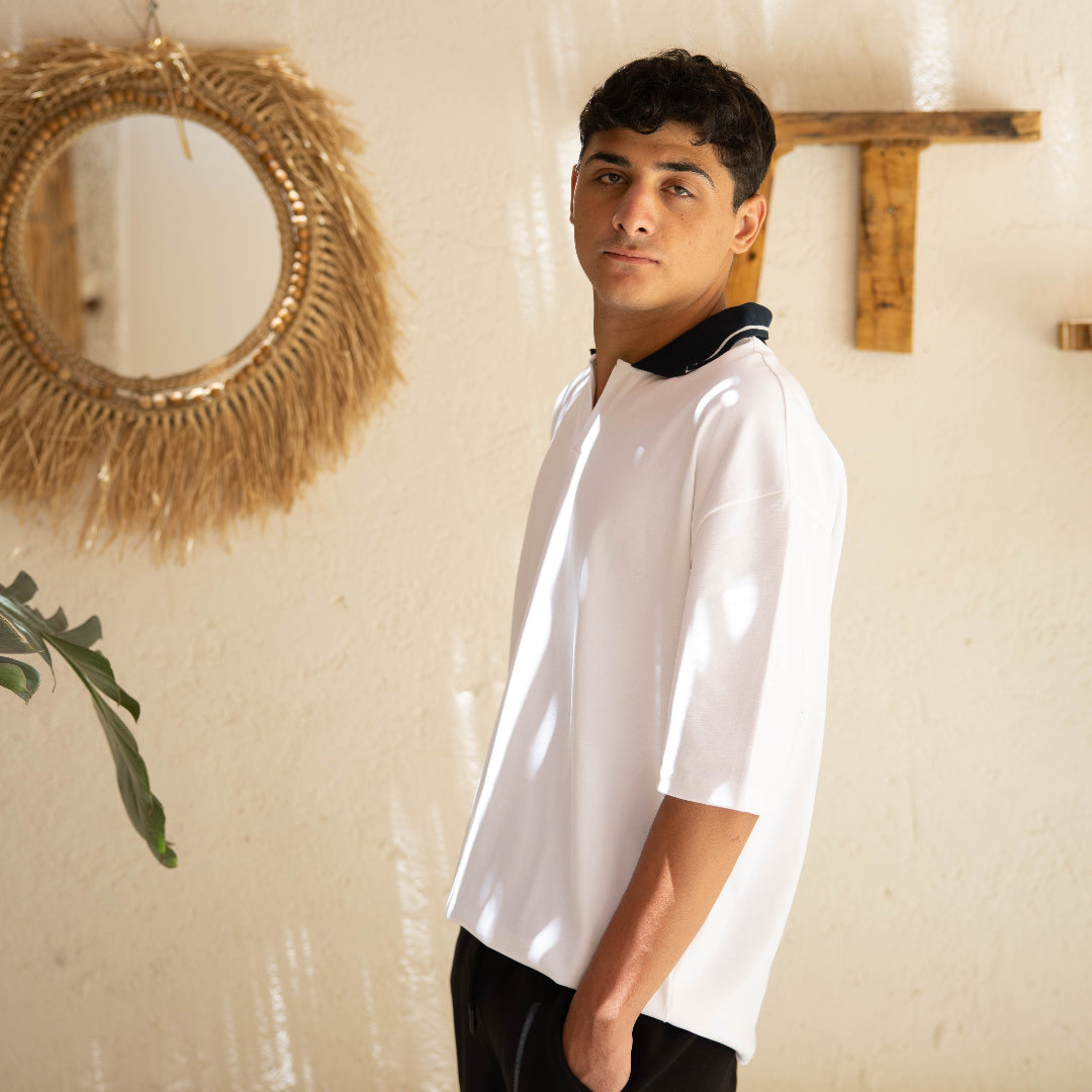 WHITE EASE COLLAR TEE