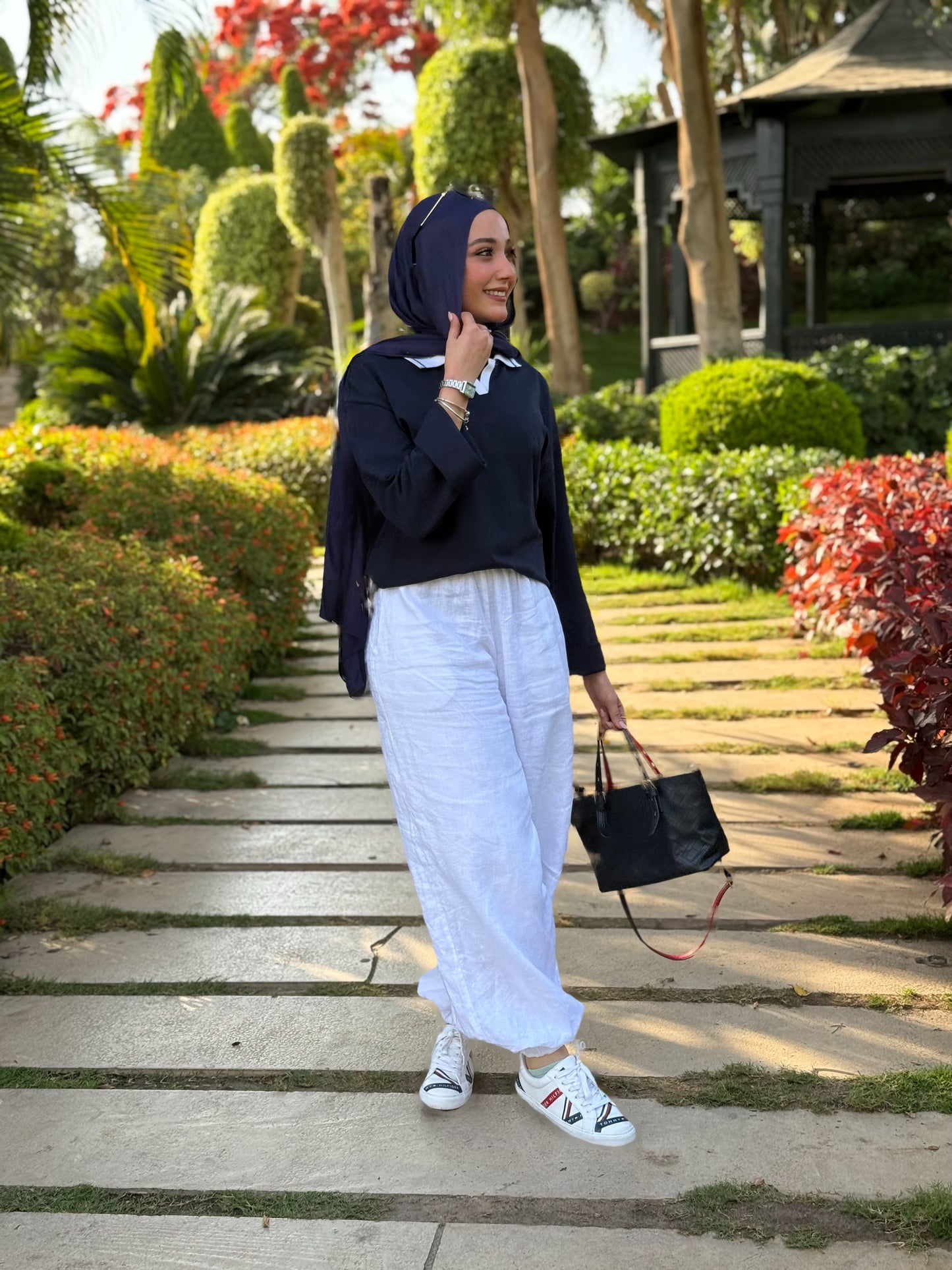 SLEEVE NAVY EASE COLLAR TEE